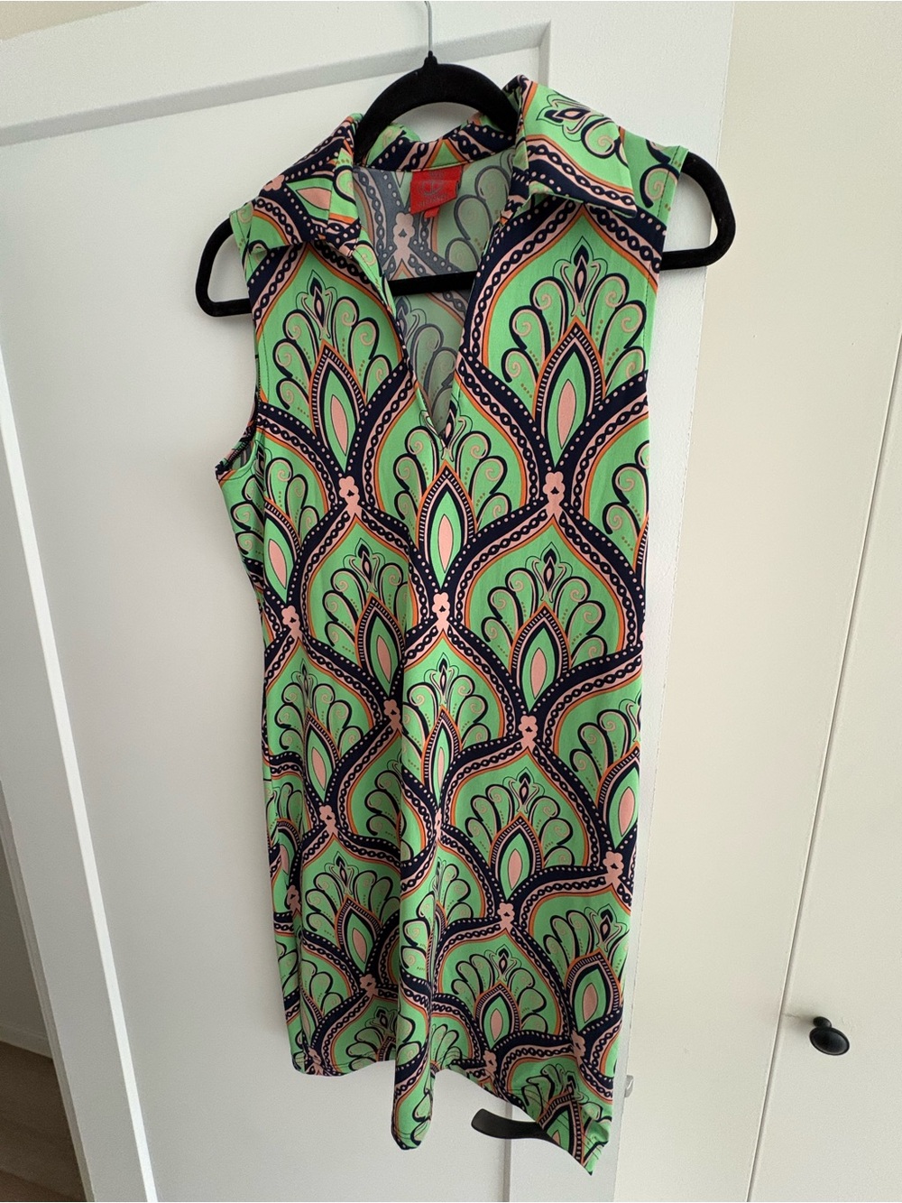 Tracy Negoshian shift dress EUC